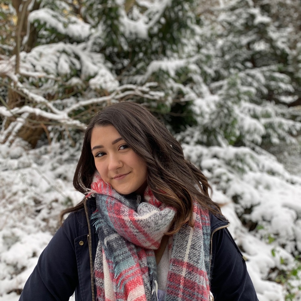 Meet your Posher, Nina
